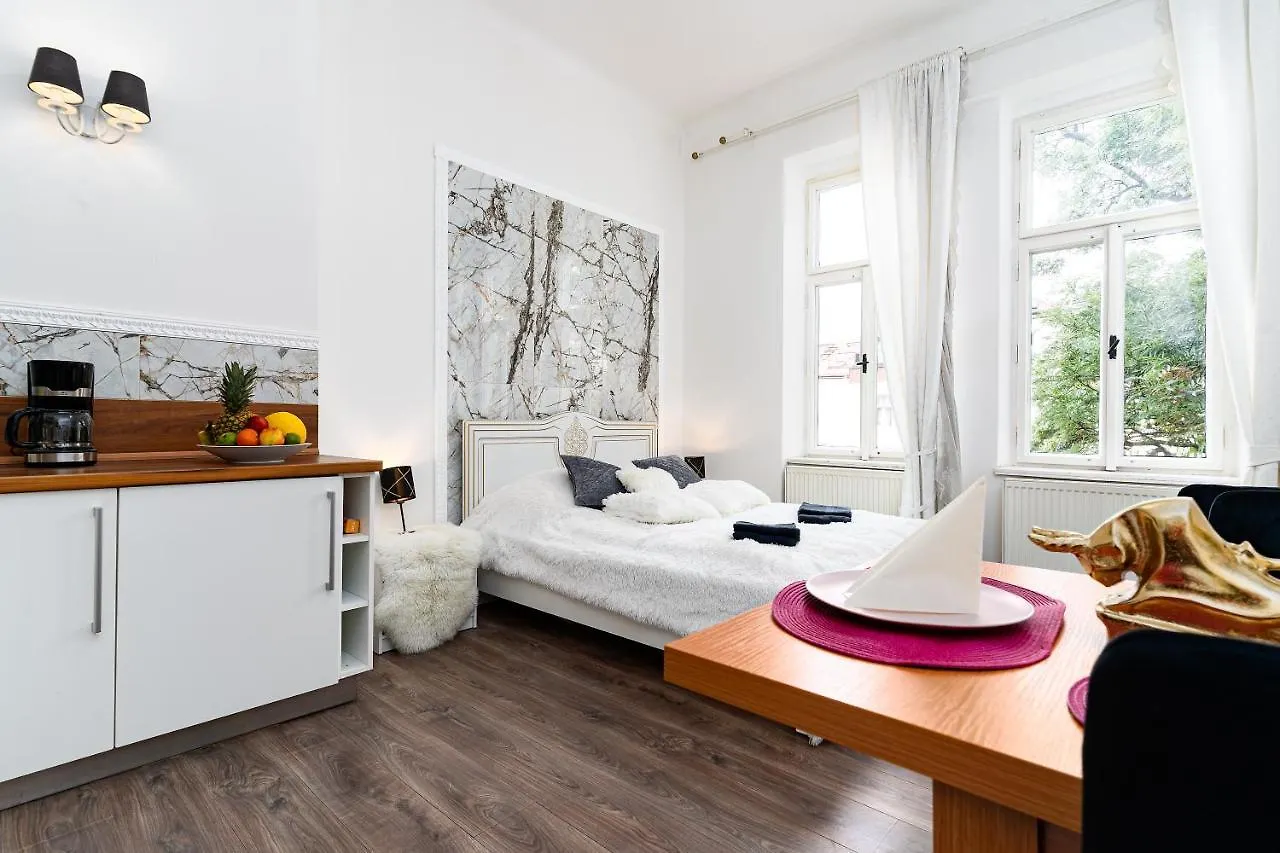 Emperors Elegance Suite Prague 0*,