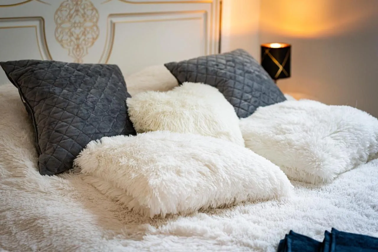 Emperors Elegance Suite Prague